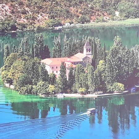Kuce Za Odmor Brkic Apartment Lozovac Bagian luar foto